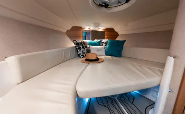 Cabine da Focker 272 GTC