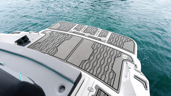 Plataforma de popa da Focker 272 GTC