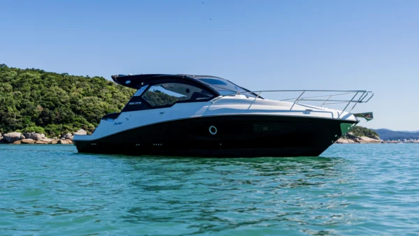 Foto externa da Focker 366 GTS